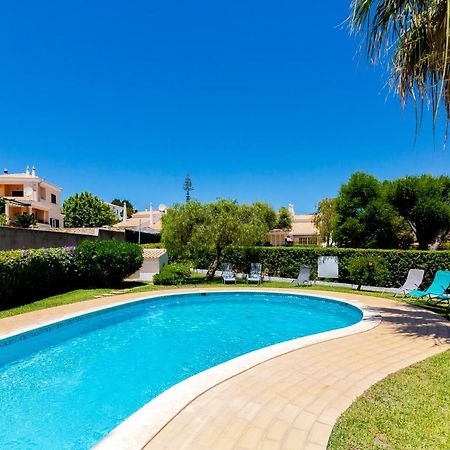 Small Villa 4Pax -Shared Pool @ Homesbyfc Албуфейра Екстер'єр фото