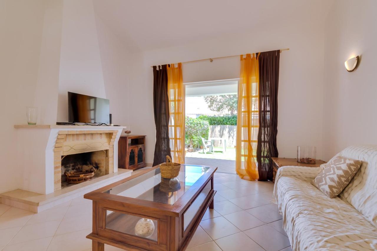 Small Villa 4Pax -Shared Pool @ Homesbyfc Албуфейра Екстер'єр фото