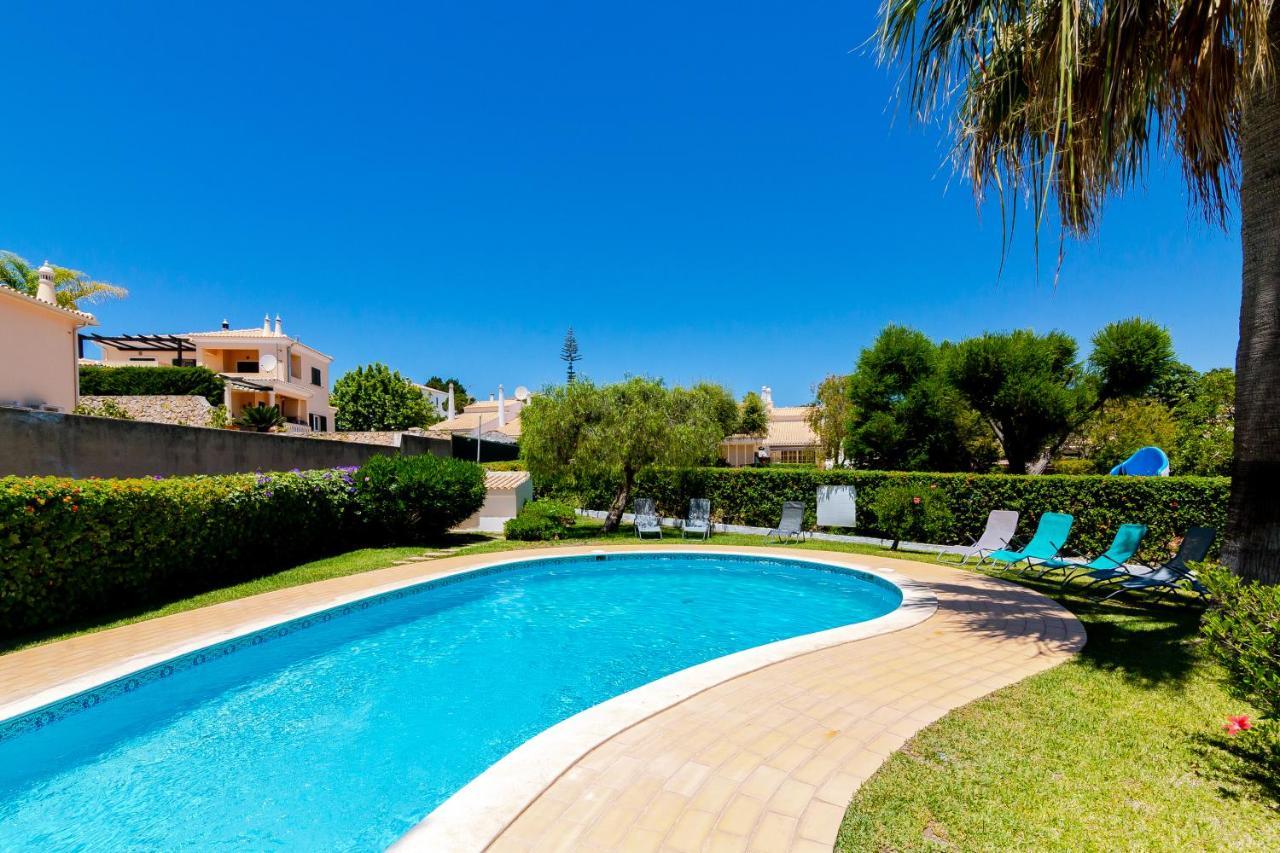 Small Villa 4Pax -Shared Pool @ Homesbyfc Албуфейра Екстер'єр фото